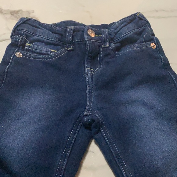 True Religion Jean Shorts // Toddler SZ 4 - Picture 10 of 10